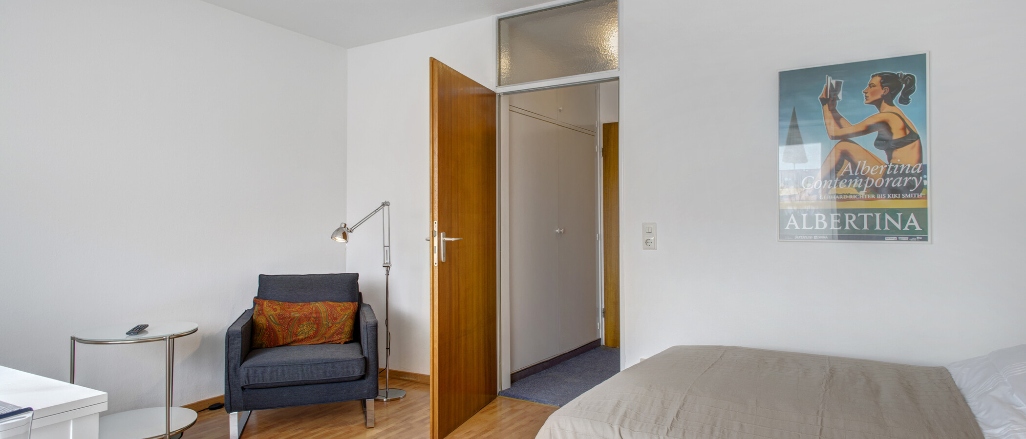 квартира München Schwabing-West 04 гостиная 9290