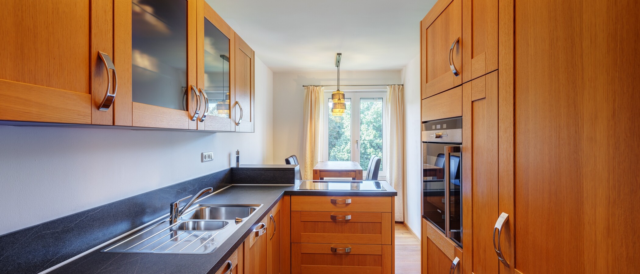 квартира München Thalkirchen 01 кухня 9295