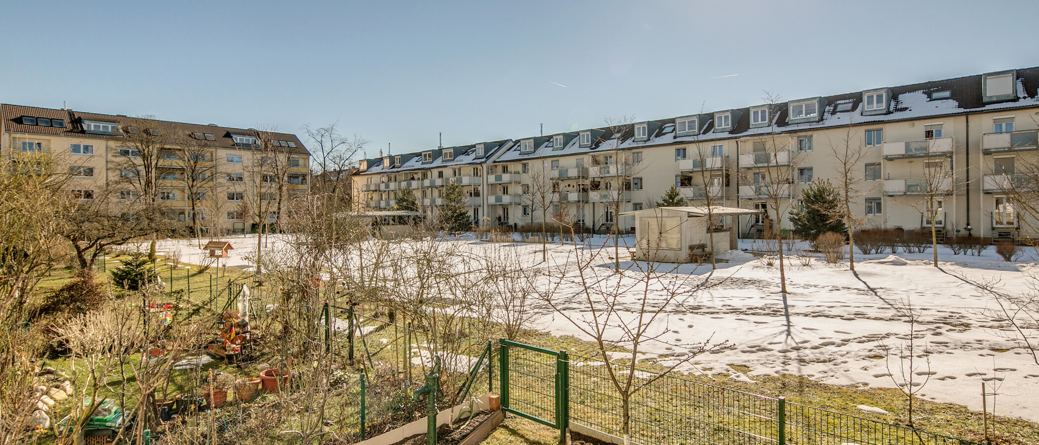 квартира München Untermenzing 02 вид из окна 9300