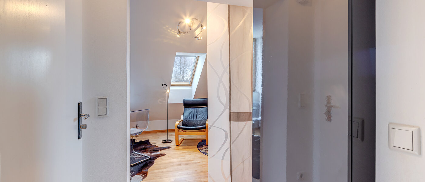 мансардная квартира München Trudering 02 коридор 9309