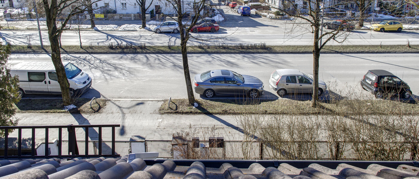 мансардная квартира München Trudering 04 вид из окна 9309