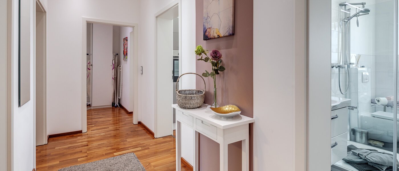 квартира München Lehel 01 коридор 9317