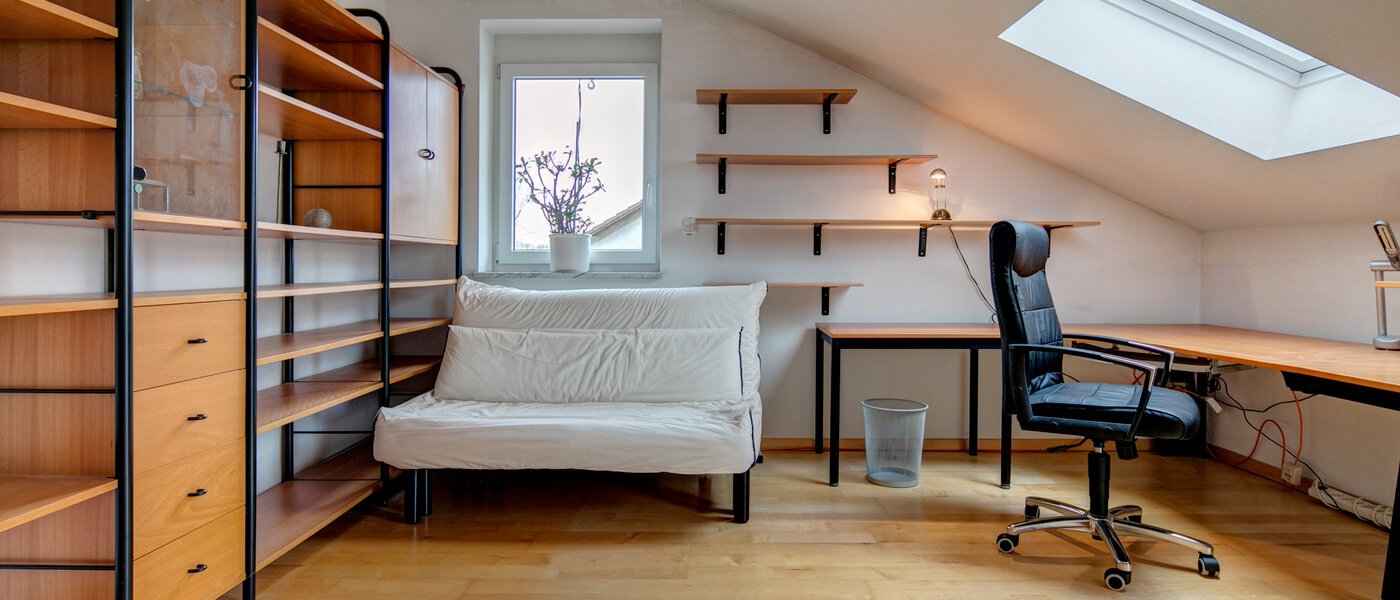 мансардная квартира München Feldmoching 01 Офис 9344