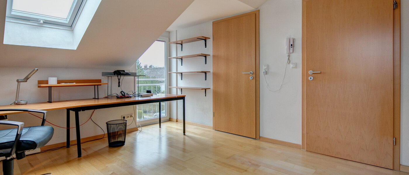 мансардная квартира München Feldmoching 04 Офис 9344