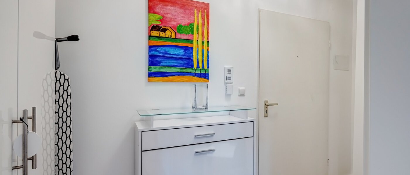 квартира München Moosach 02 коридор 9358