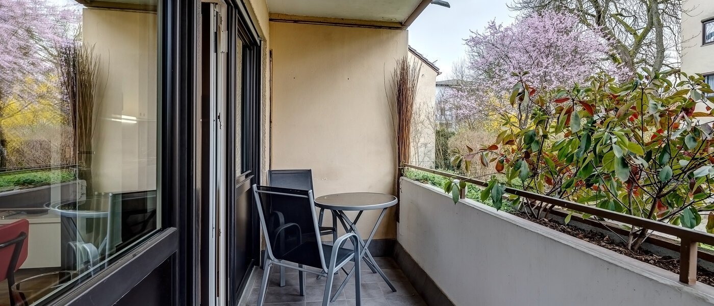 квартира München Moosach 01 балкон 9358