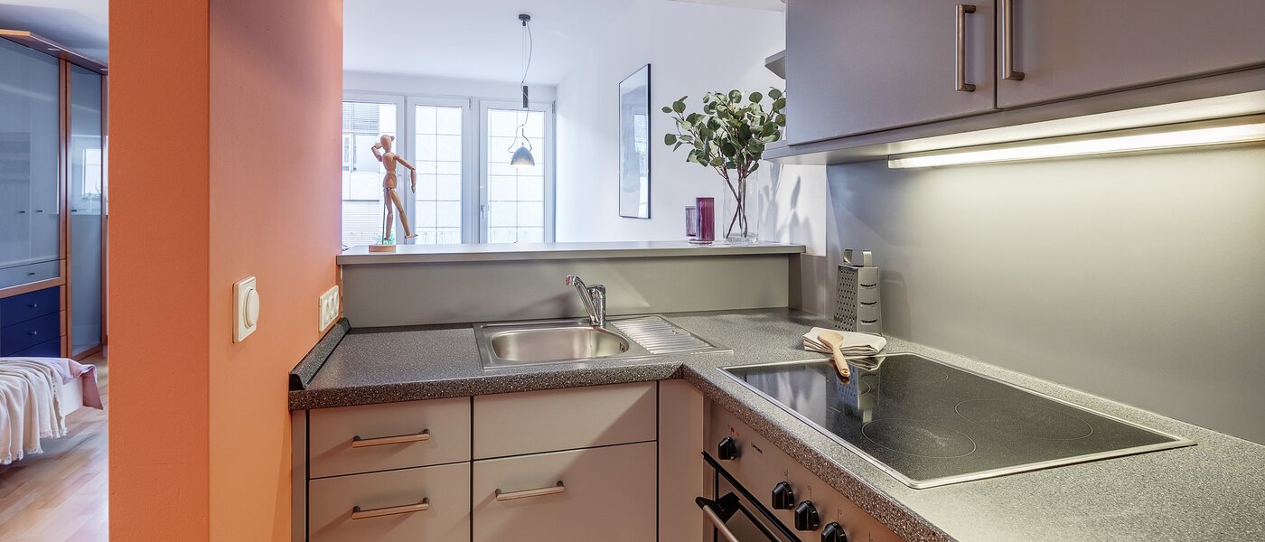 квартира München Schwabing (rechts der Leopoldstraße) 02 кухня 938