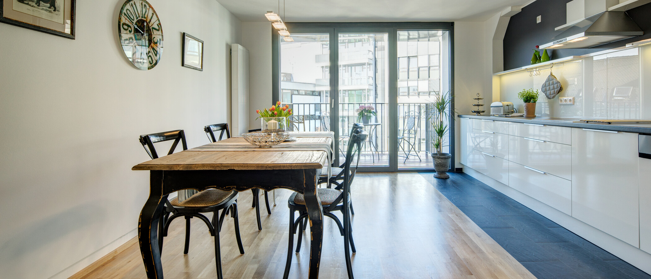 квартира München Maxvorstadt - Westen 01 кухня 9408