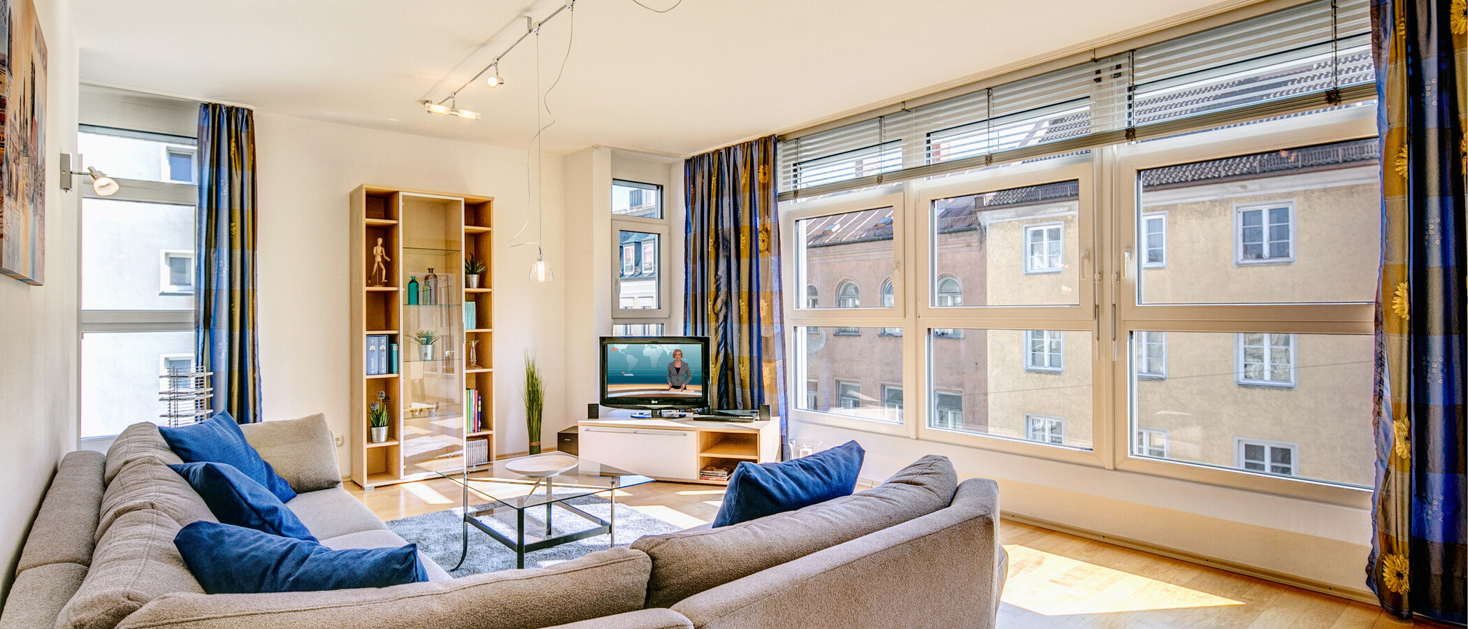 квартира München Maxvorstadt - Universitätsviertel 01 гостиная 9416