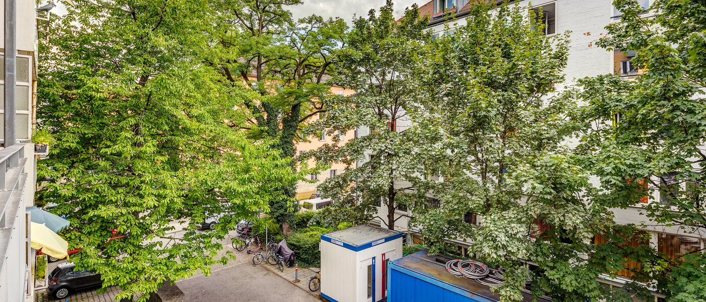 квартира München Maxvorstadt - Museumsviertel 02 вид из окна 9424