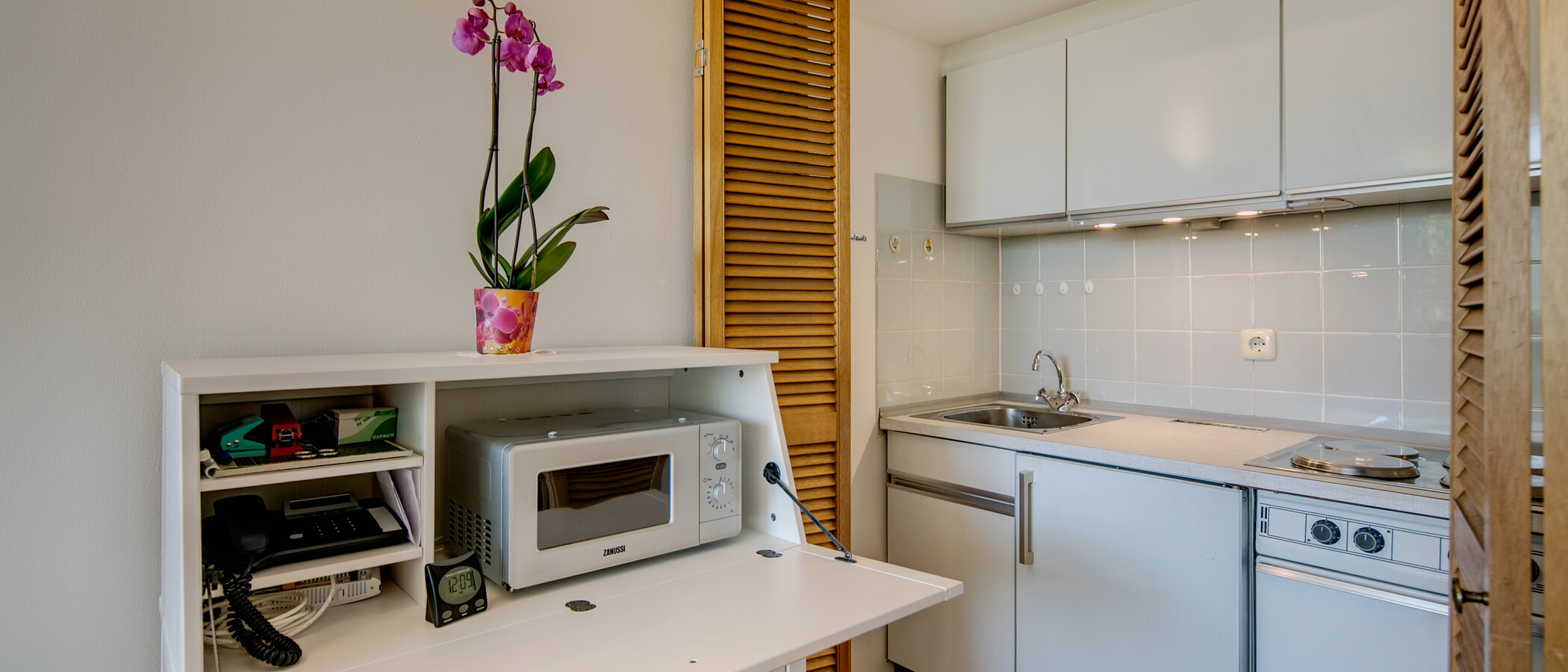 квартира München Schwabing (rechts der Leopoldstraße) 02 кухня 9457