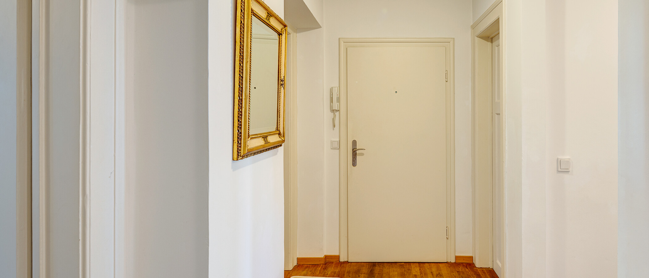 квартира München Haidhausen 01 коридор 9460