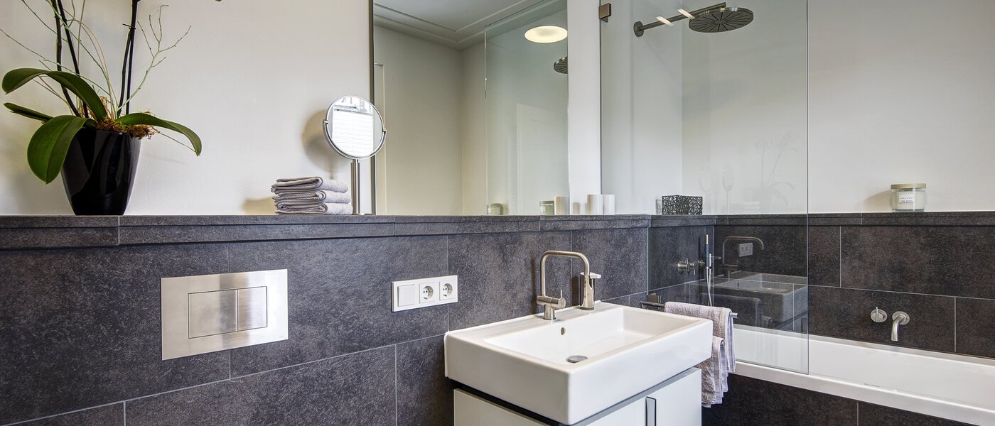 квартира München Maxvorstadt - Rund um den Josephplatz 02 ванная комната 9480