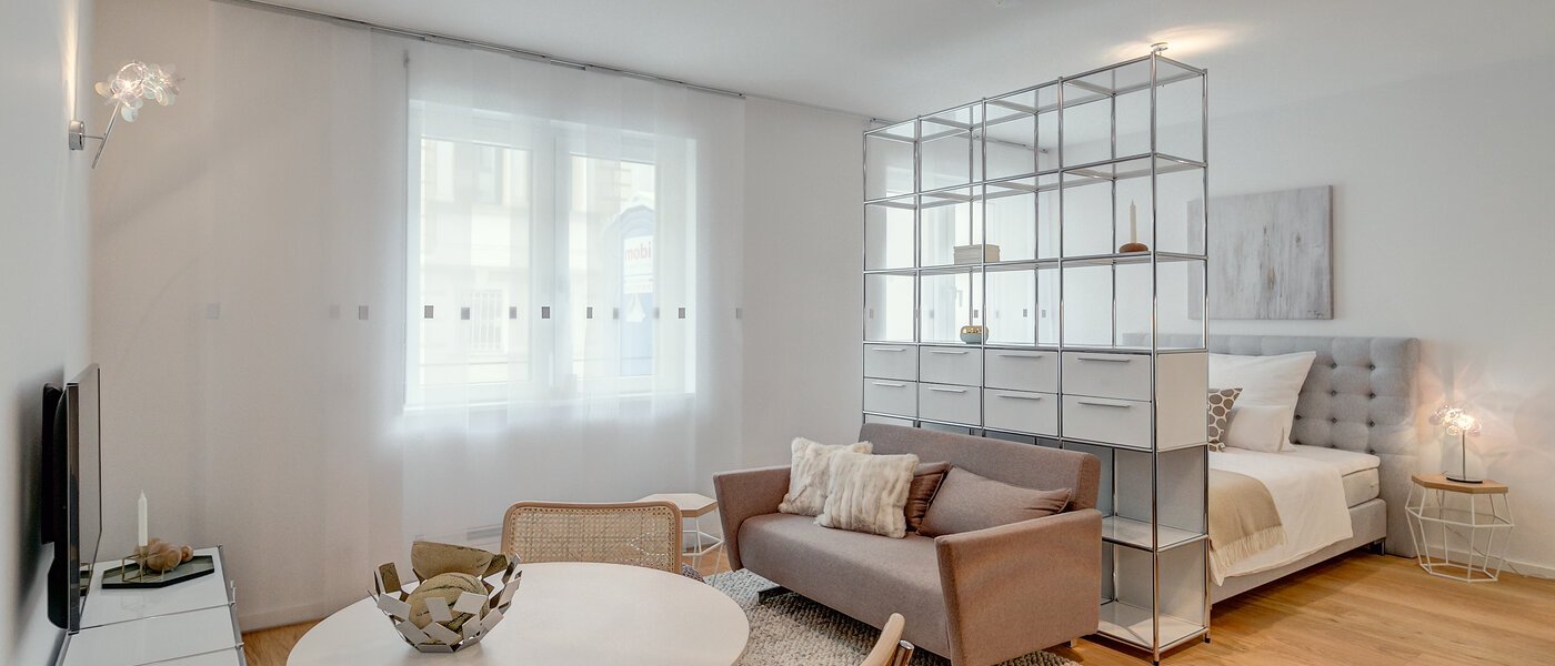 квартира München Schwabing (rechts der Leopoldstraße) 01 гостиная 9520