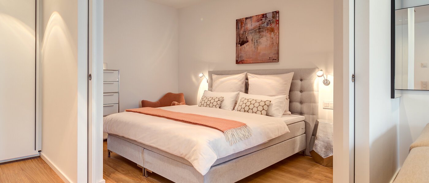 квартира München Schwabing (rechts der Leopoldstraße) 02 спальная 9521