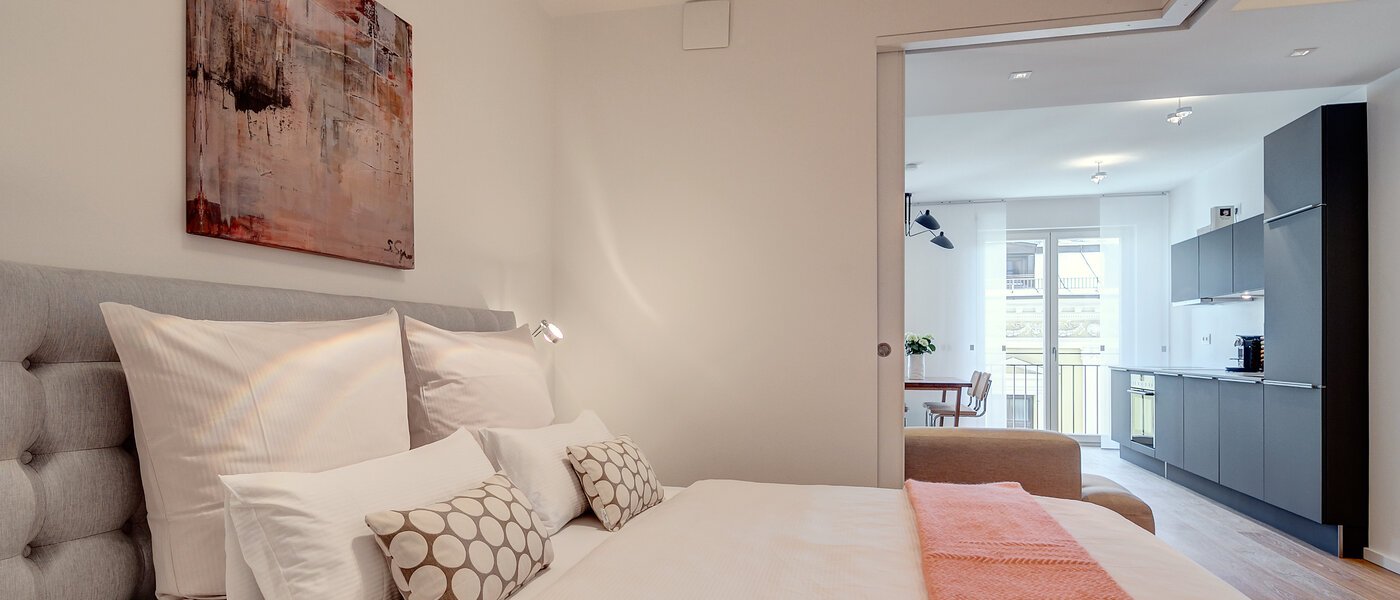 квартира München Schwabing (rechts der Leopoldstraße) 04 спальная 9521