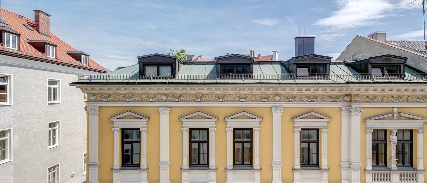 квартира München Schwabing (rechts der Leopoldstraße) 02 вид из окна 9521