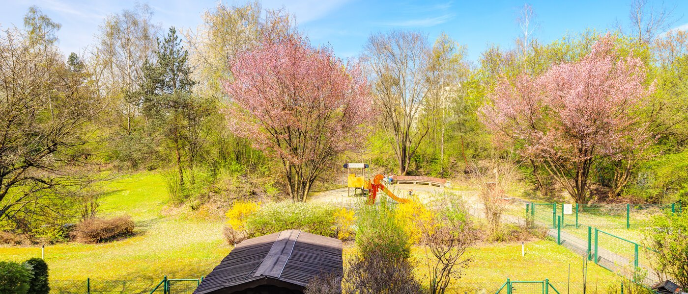 квартира München Oberföhring 02 вид из окна 9553