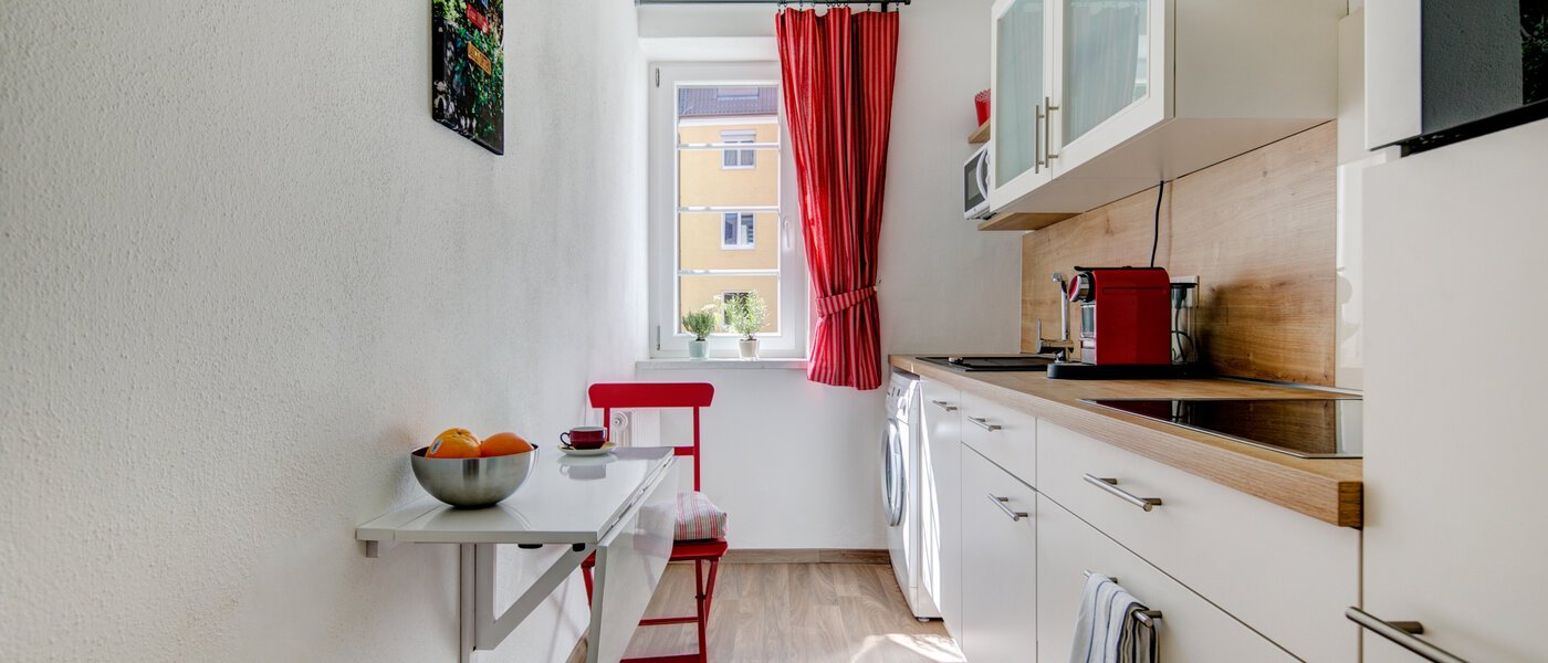 квартира München Schwabing-West 01 кухня 9578