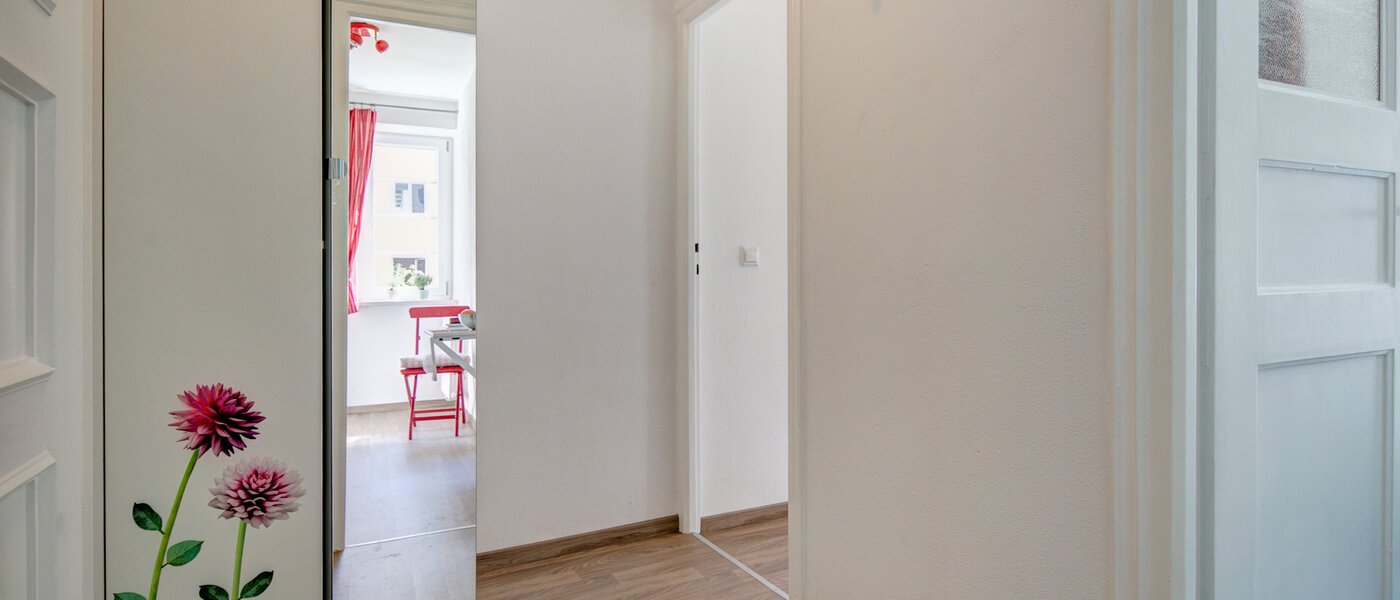 квартира München Schwabing-West 01 коридор 9578