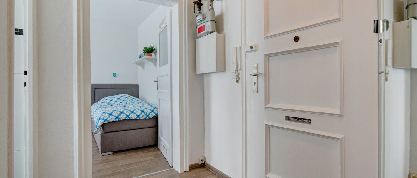 квартира München Schwabing-West 02 коридор 9578