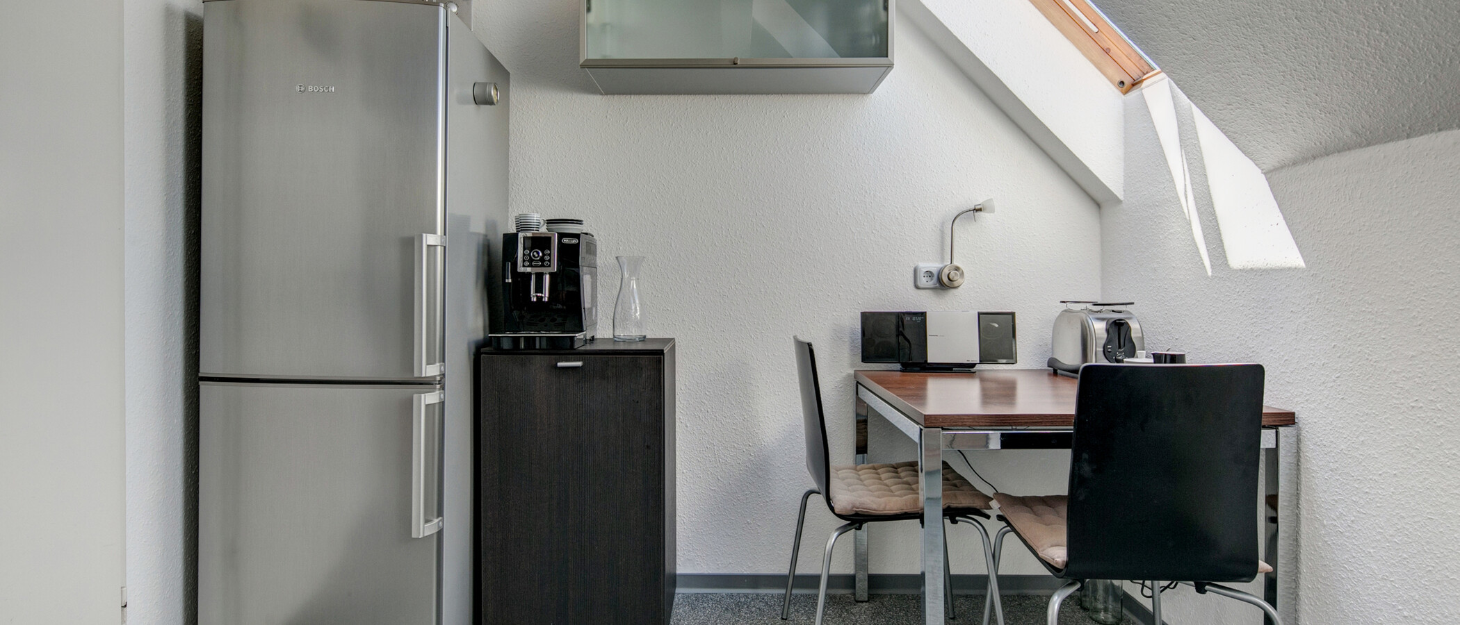 мансардная квартира München Haidhausen 03 кухня 9579