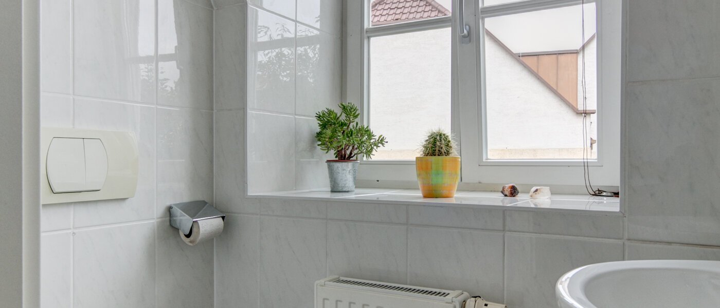 двухэтажная квартира München Lehel 01 гостевой туалет 9580