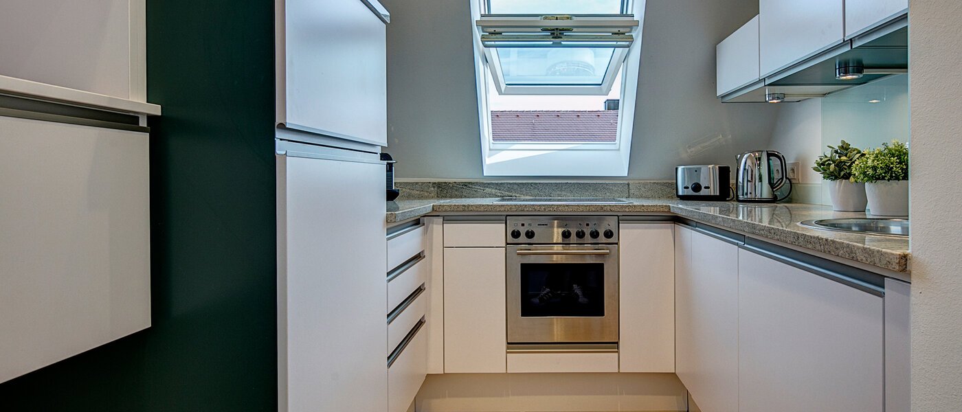 мансардная квартира München Schwabing-Nord (zw. Belgrad- & Leopoldstraße) 01 кухня 9584