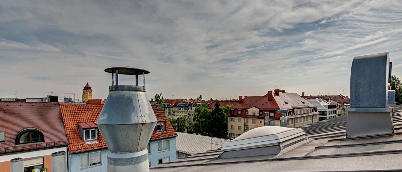 мансардная квартира München Schwabing-Nord (zw. Belgrad- & Leopoldstraße) 04 вид из окна 9584