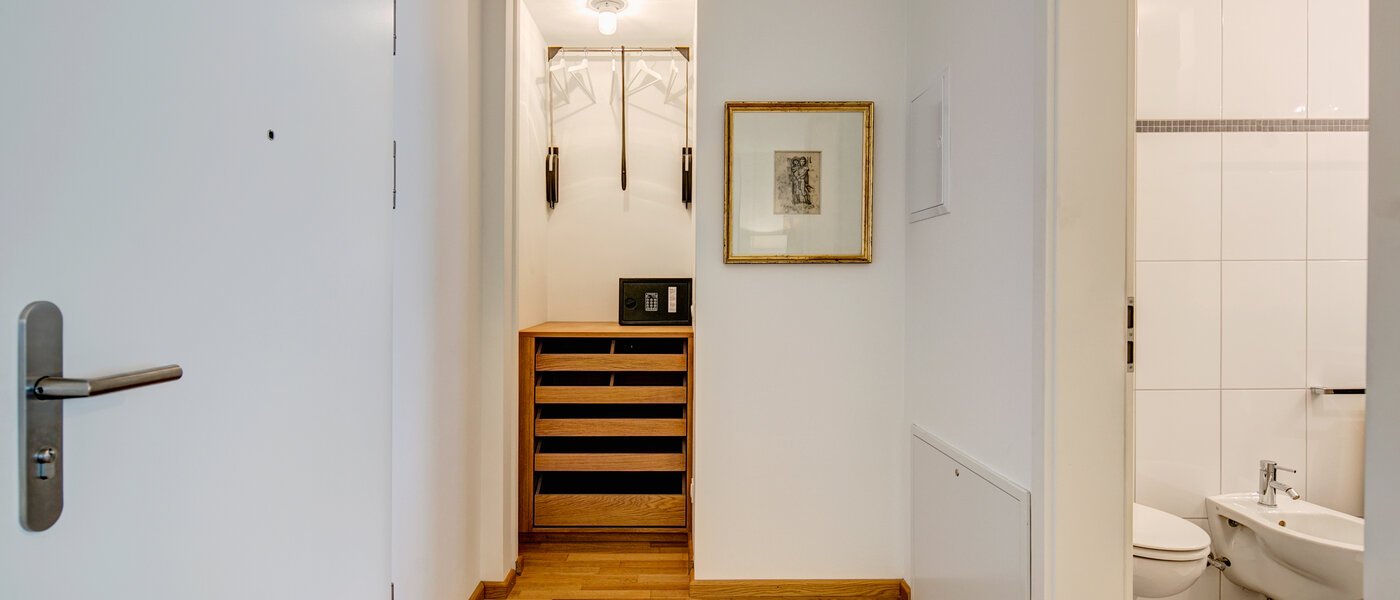 квартира München Glockenbachviertel 01 коридор 9591