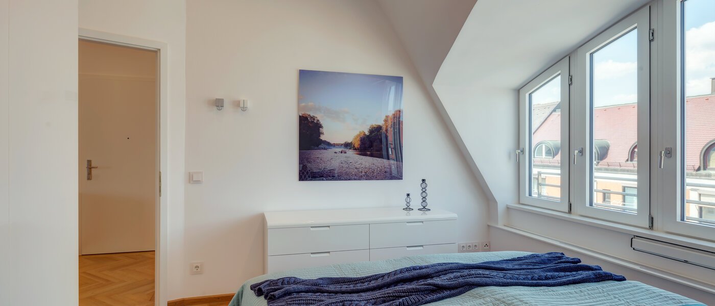 мансардная квартира München Schwabing 04 спальная 9602