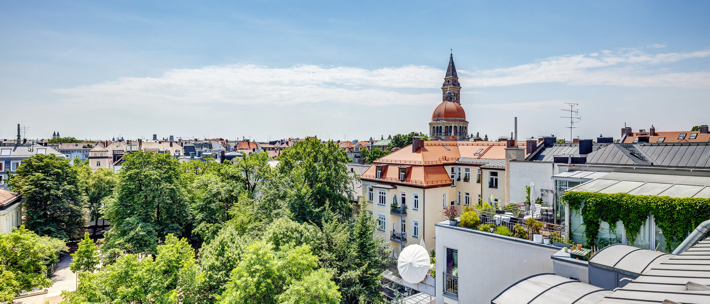 мансардная квартира München Schwabing 01 вид из окна 9602