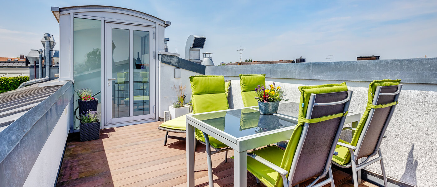 мансардная квартира München Schwabing 04 терраса с крышей 9602