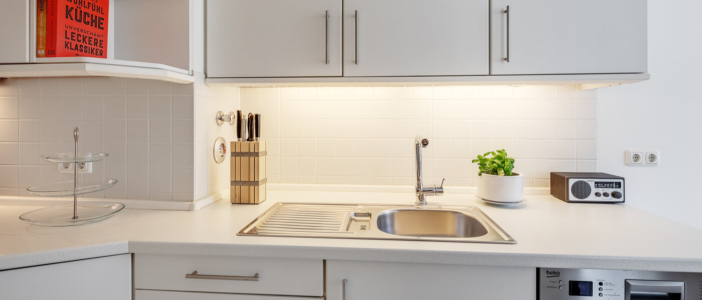 квартира München Maxvorstadt - Museumsviertel 05 кухня 9616