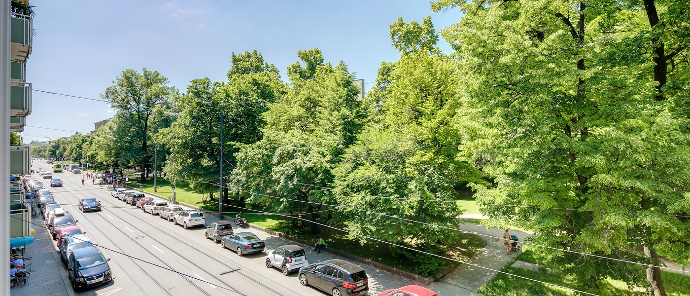 квартира München Maxvorstadt - Museumsviertel 03 вид из окна 9616