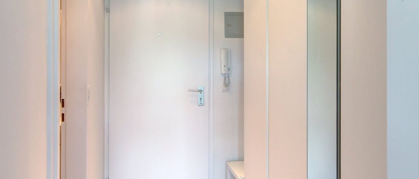 квартира München Schwabing-Nord (zw. Leopoldstraße & Englischen Garten) 02 коридор 9622