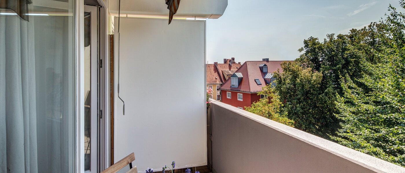 квартира München Schwabing-Nord (zw. Leopoldstraße & Englischen Garten) 03 балкон 9622