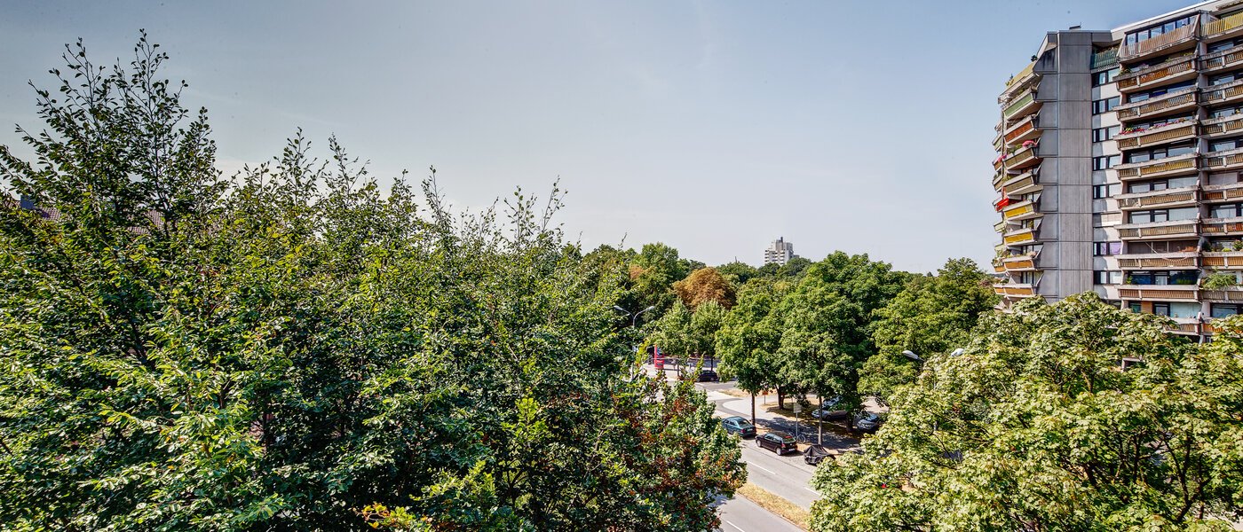 квартира München Schwabing-Nord (zw. Leopoldstraße & Englischen Garten) 01 вид из окна 9622