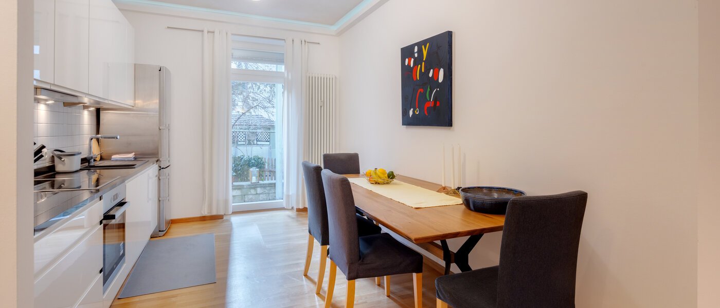 квартира München Haidhausen 01 кухня 9630