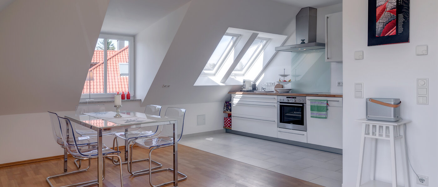 мансардная квартира München Obermenzing 05 гостиная 9637