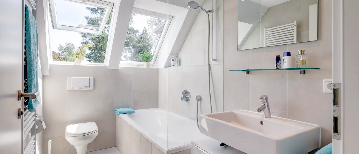 мансардная квартира München Obermenzing 01 ванная комната 9637