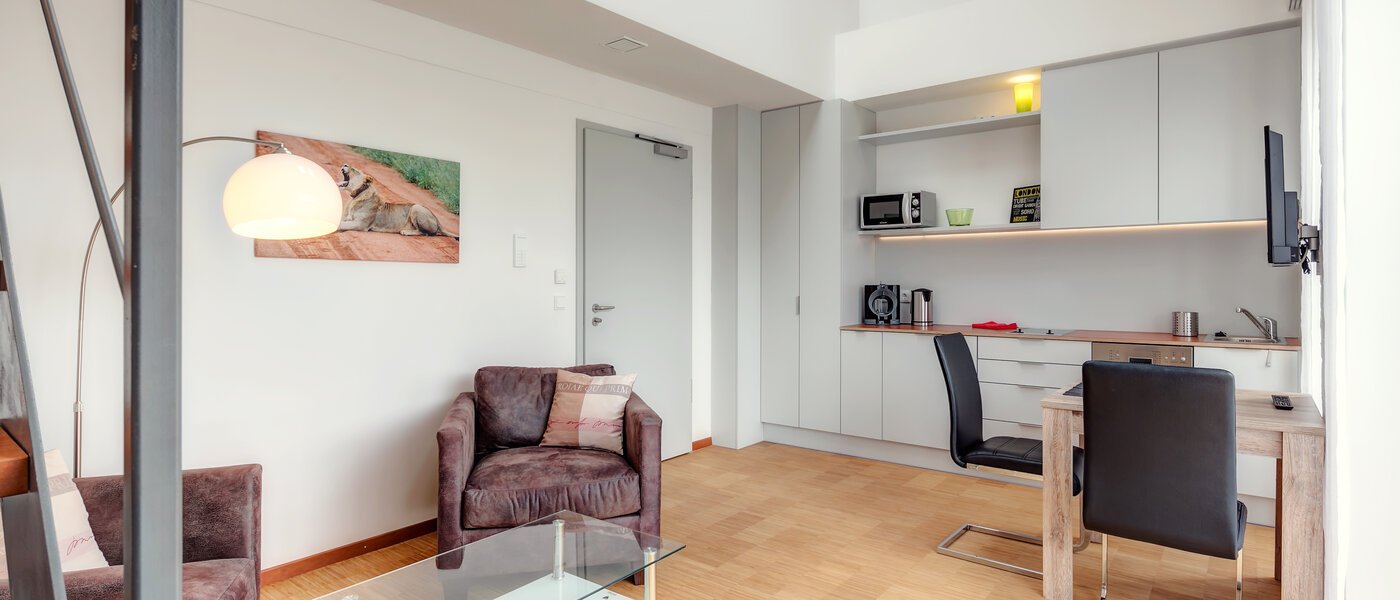 двухэтажная квартира-галерея Unterschleißheim 03 гостиная 9678