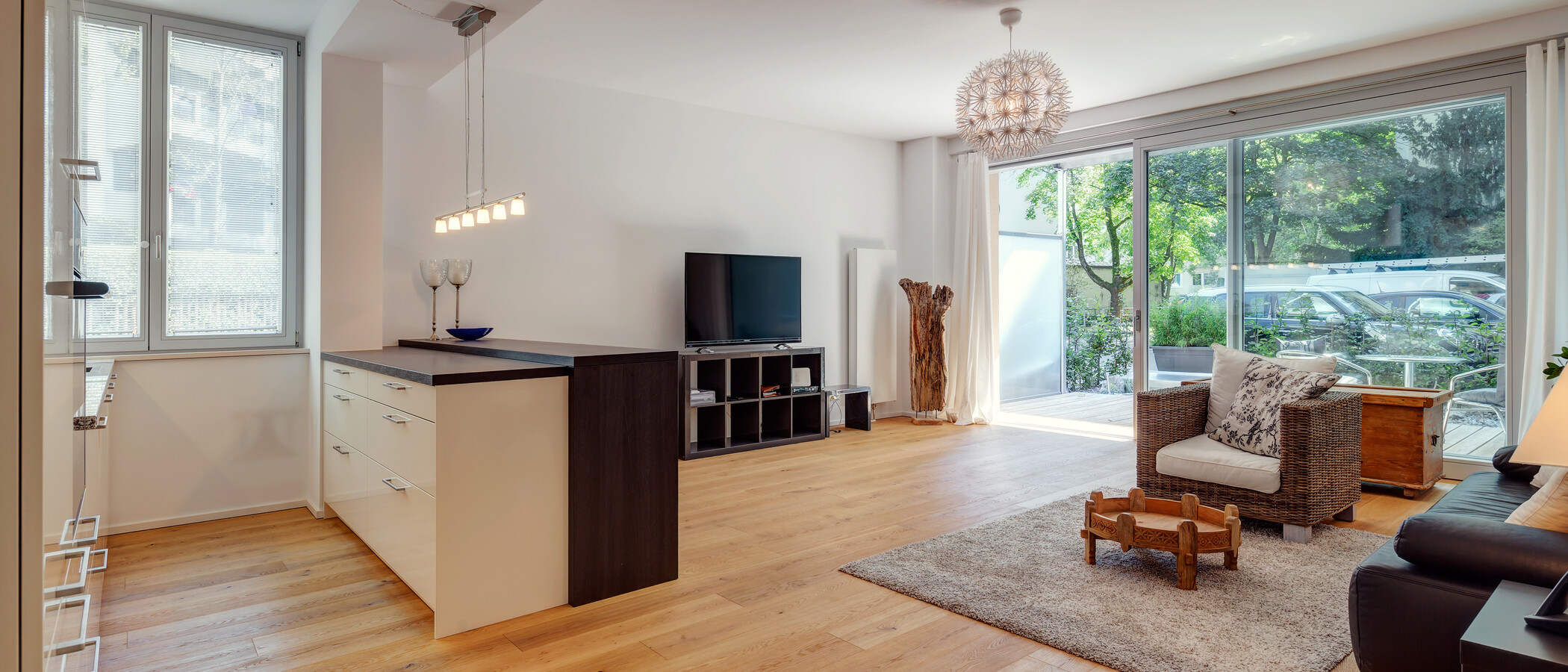 квартира München Neuhausen 04 гостиная 9686