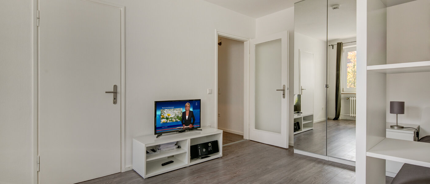 квартира München Obergiesing 05 гостиная 9719