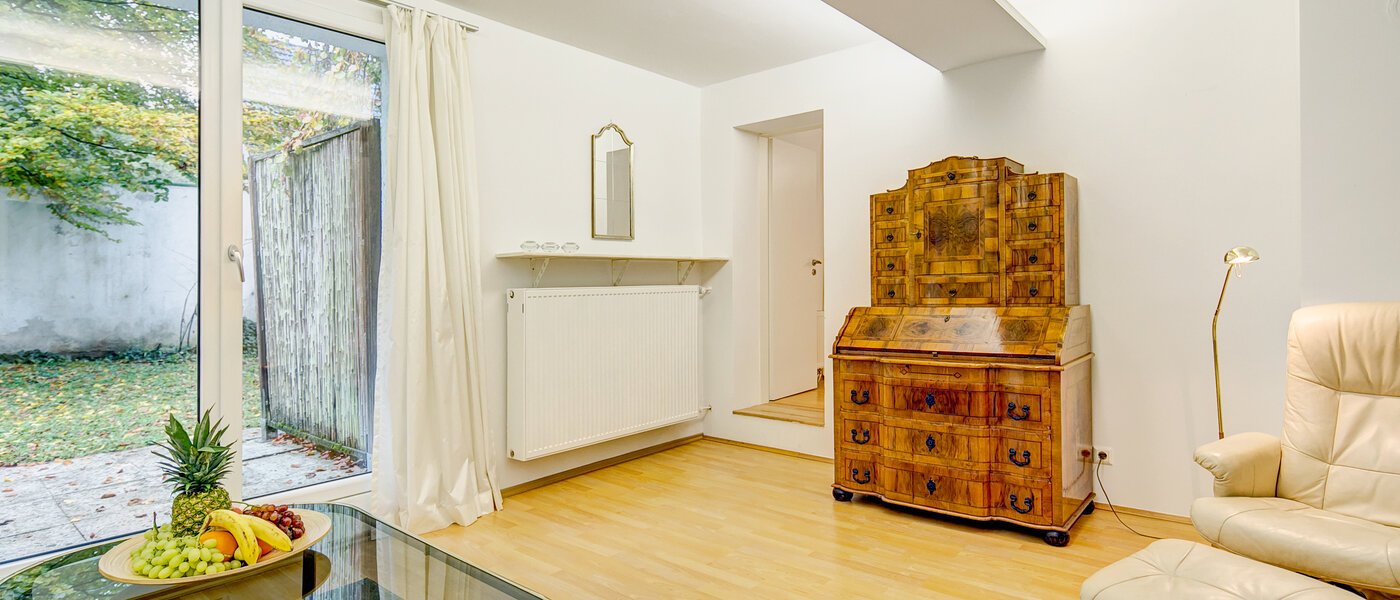 квартира с садом Gauting Stockdorf 05 гостиная 9728