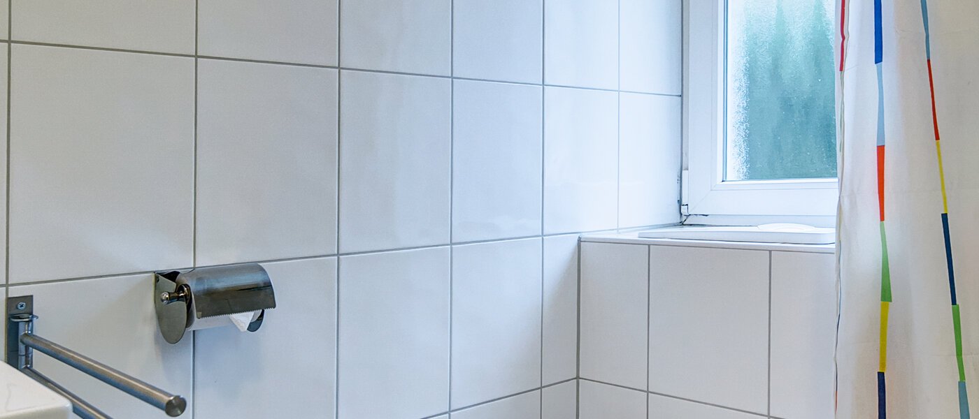 квартира с садом Gauting Stockdorf 02 ванная комната 9728