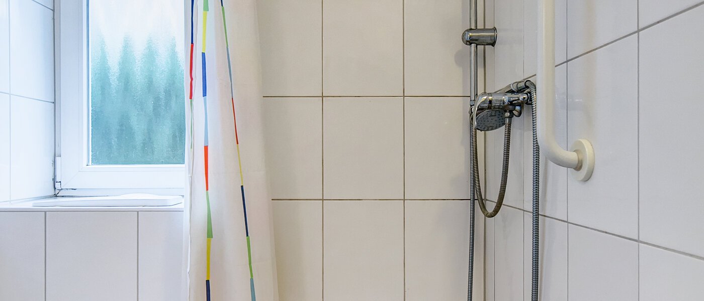 квартира с садом Gauting Stockdorf 03 ванная комната 9728