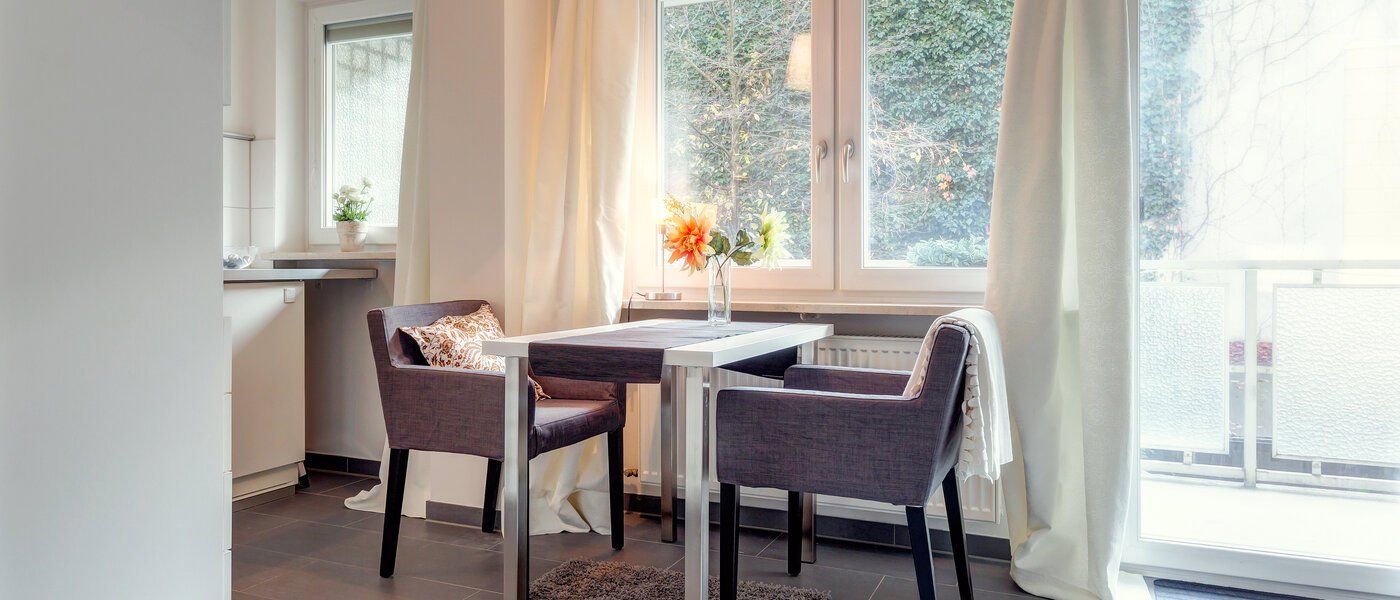 квартира München Schwabing (rechts der Leopoldstraße) 03 гостиная 9736