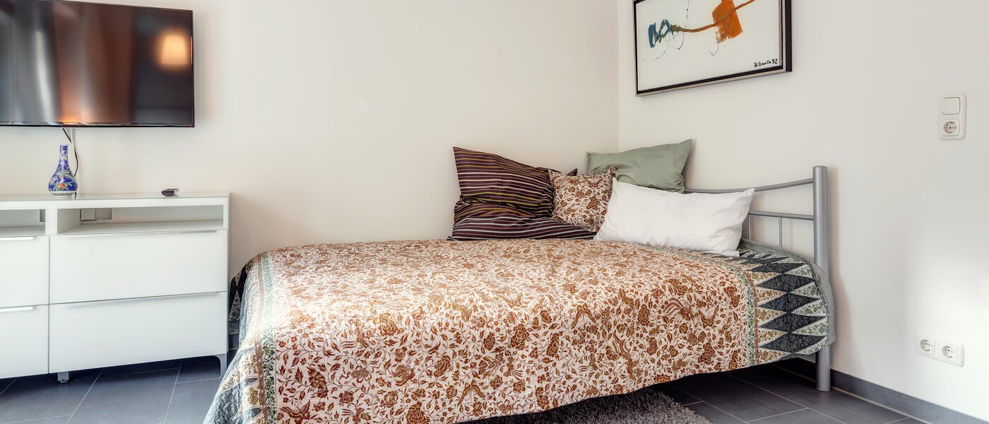 квартира München Schwabing (rechts der Leopoldstraße) 01 спальная 9736