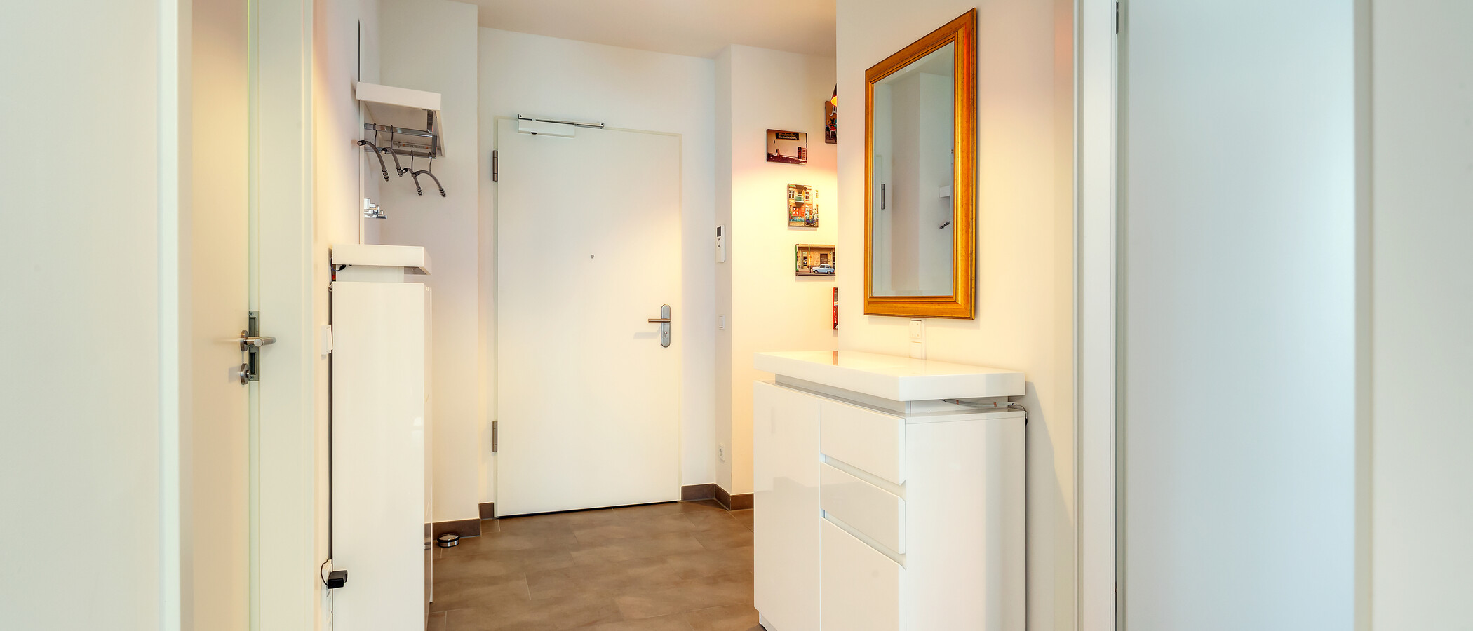 квартира München Obersendling 01 коридор 9748